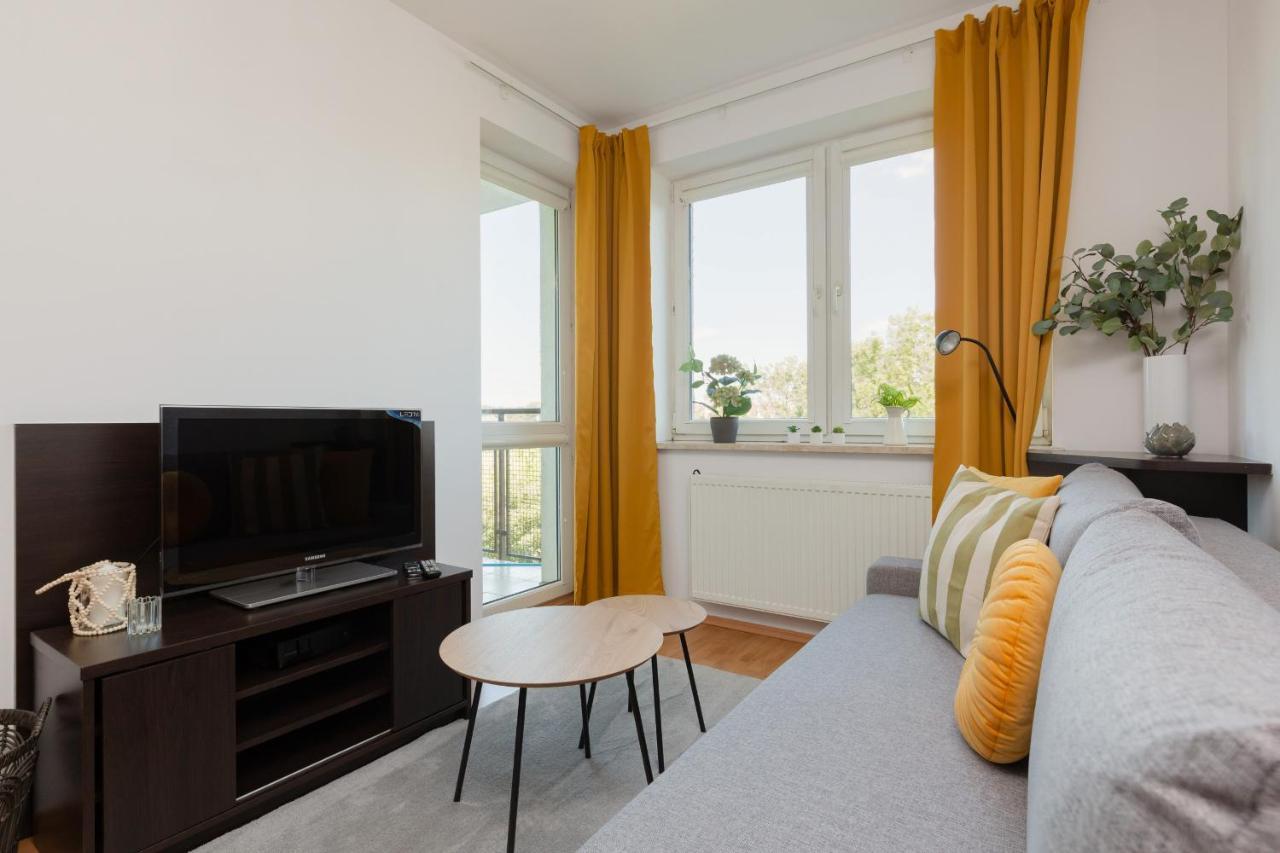 Cozy Apartment With Balcony Warszawa By Noclegi Renters ภายนอก รูปภาพ