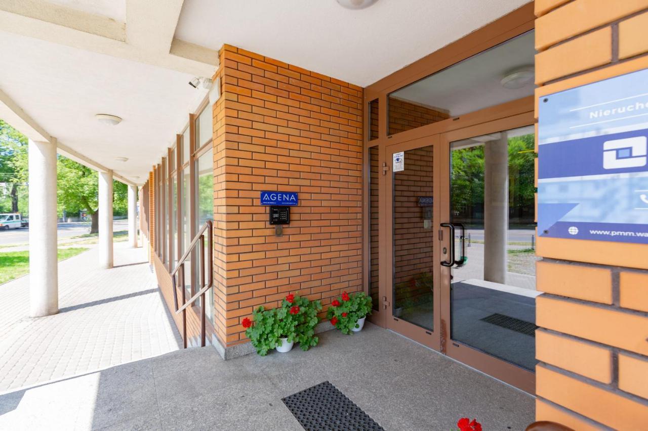 Cozy Apartment With Balcony Warszawa By Noclegi Renters ภายนอก รูปภาพ